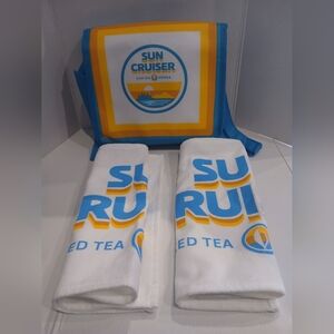 Sun Cruiser Iced Tea Vodka Insulated Bag Tote Cooler And Hand Towels